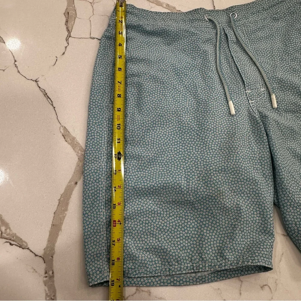 johnnie-O Men's Swim Trunks Size S Small 